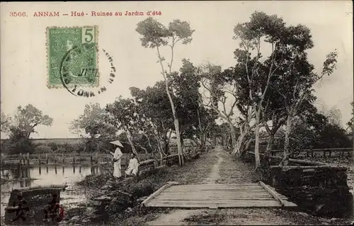 Ak Hue Annam Vietnam, Ruines au Jardin d'ete