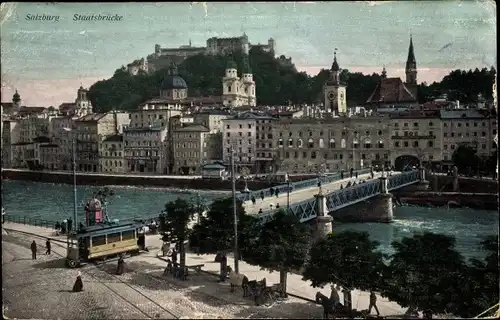 Ak Salzburg in Österreich, Staatsbrücke, Straßenbahn