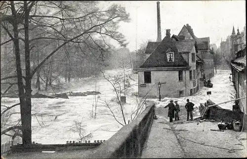 Ak Nürnberg in Mittelfranken, Hochwasser-Katastrophe 1909, Die überflutete Agnesbrücke
