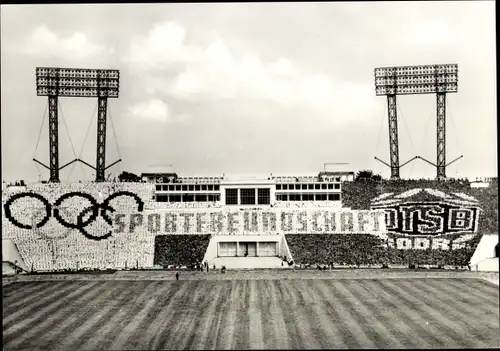 Ak Leipzig Sportschau d. DTSB d. DDR, Turn und Sportfest 1977, Jugendspartakiade, Sportfreundschaft