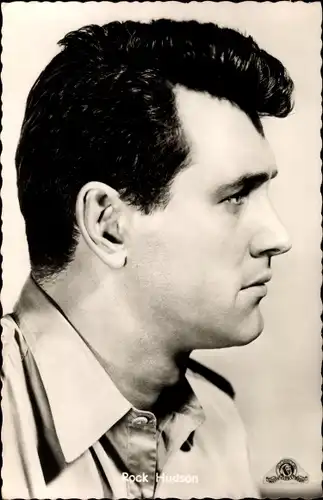 Ak Schauspieler Rock Hudson, Portrait, Flammen über Afrika