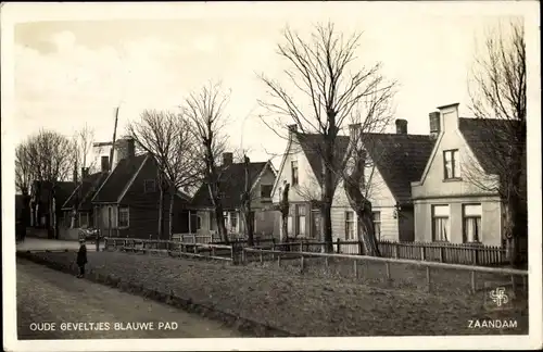 Ak Zaandam Zaanstad Nordholland, Oude Geveltjes Blauwe Pad