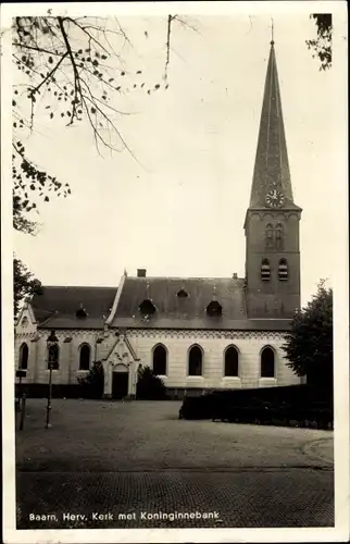 Ak Baarn Utrecht Niederlande, Herv. Kerk met Koniginnebank