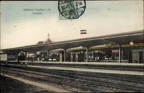 Ak Güsten in Anhalt, Bahnhof, Westseite