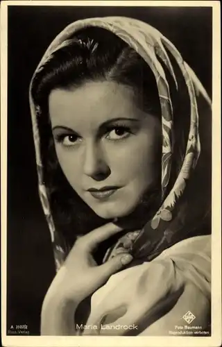 Ak Schauspielerin Maria Landrock, Portrait mit Kopftuch, Ufa Film