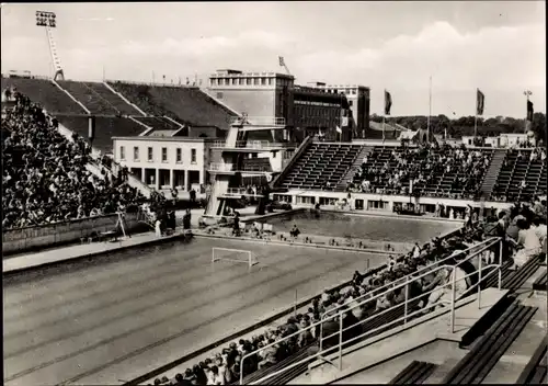 Ak Leipzig in Sachsen, Schwimmstadion