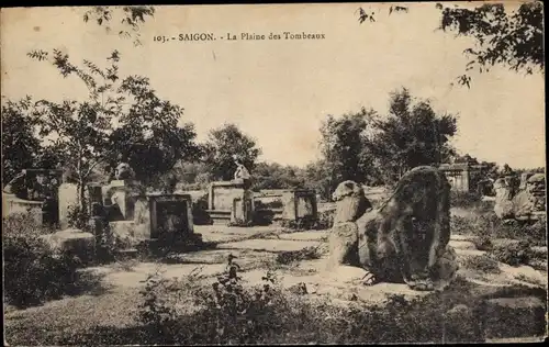 Ak Saigon Cochinchine Vietnam, Le Plaine des Tombeaux