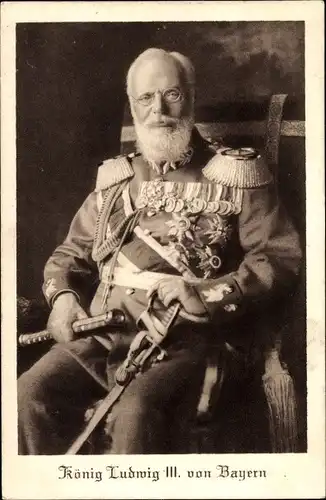 Ak König Ludwig III. von Bayern, Sitzportrait, Uniform, Orden, Säbel