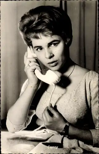 Ak Schauspielerin Conny, Portrait, Telefon
