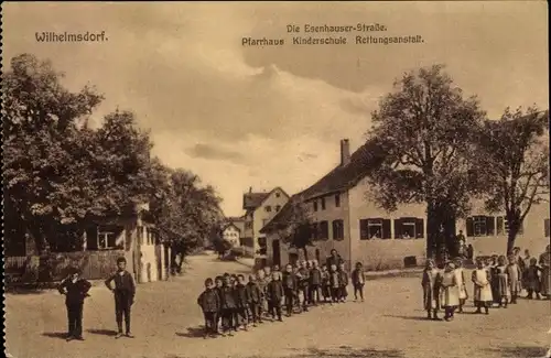 Ak Wilhelmsdorf in Mittelfranken, Esenhauser Straße, Pfarrhaus, Schule, Rettungsanstalt, Kinder