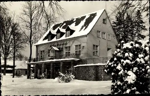 Ak Warmbad Wolkenstein in Sachsen, Kaffee Warmbad, Winteransicht