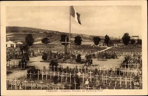 Ak Verdun Meuse, Cimetiere Militaire du Faubourg Pavé