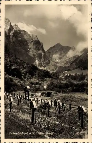 Ak Mauthen in Kärnten, Plöckenpass, Plöckenstraße, Heldenfriedhof
