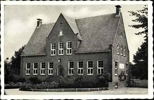 Ak Beusichem Gelderland, Gemeentehuis