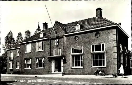 Ak Vorden Gelderland, Gemeentehuis