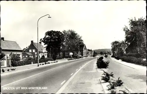 Ak Beek Montferland Gelderland, Straßenpartie