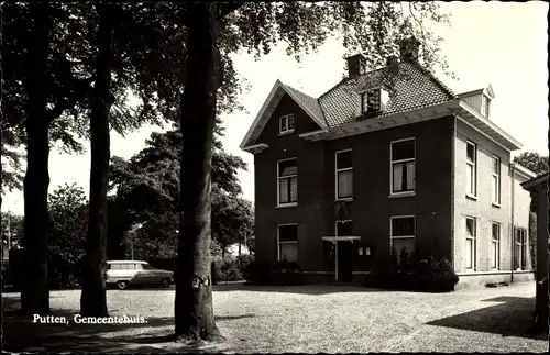 Ak Putten Gelderland, Gemeentehuis