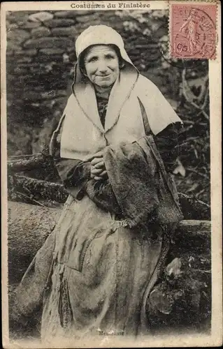 Ak Costumes du Finistère, Bretagne, Frau in Tracht