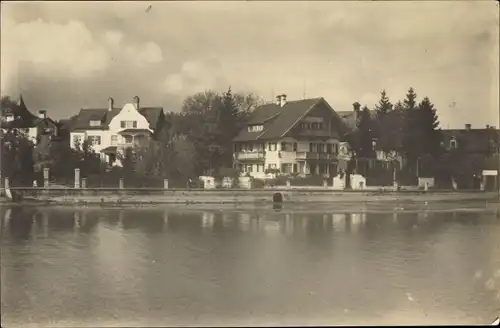 Foto Ak Schondorf am Ammersee Oberbayern, Blick auf den Ort, Villa, Wohnhäuser