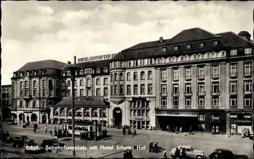 Ak Erfurt in Thüringen, Bahnhofsvorplatz mit Hotel Erfurter Hof