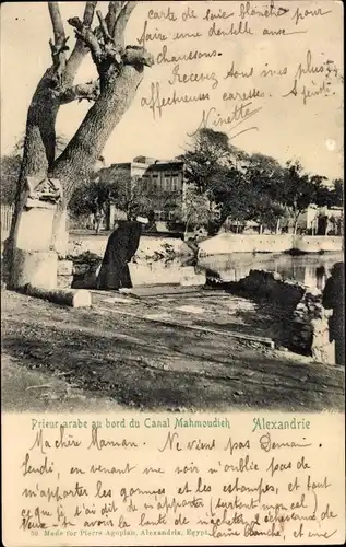 Ak Alexandria Ägypten, Prieur arabe au bord du Canal Mahmoudieh