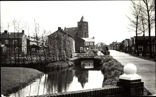 Ak Leerbroek Utrecht Südholland, Straßenpartie, Kirche