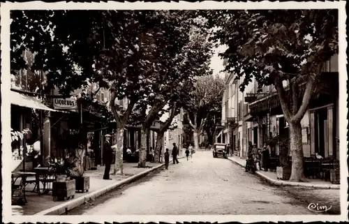 Ak Cassis Bouches du Rhone, Avenue Victor Hugo