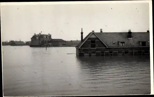 Foto Ak Hansweerd Hansweert Zeeland Niederlande, Hochwasser, Häuser