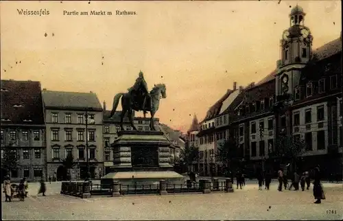 Ak Weißenfels an der Saale, Markt mit Rathaus, Denkmal