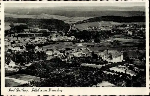 Ak Bad Driburg, Blick auf den Ort mit Kreuzberg