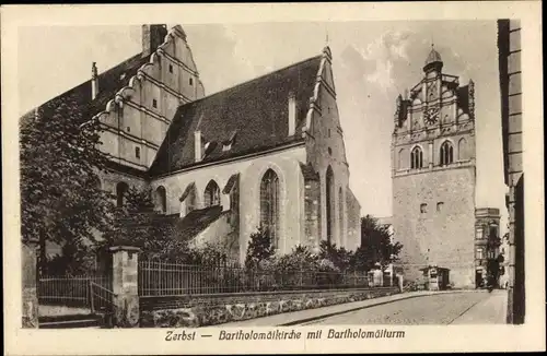 Ak Zerbst in Anhalt, Bartholomäikirche mit Bartholomäiturm