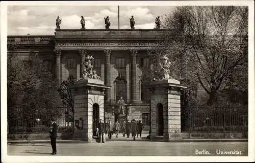 Ak Berlin Mitte, Universität