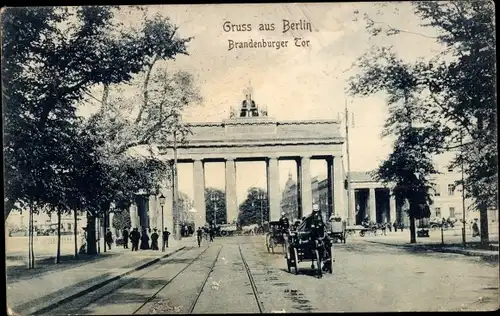 Ak Berlin Mitte, Brandenburger Tor, Kutschen