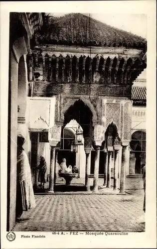 Ak Fès Fez Marokko, Un Kiosque de la Mosquee Quaraouine a Fez
