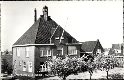 Ak Nieuwerkerk aan den IJssel Südholland, Raadhuis