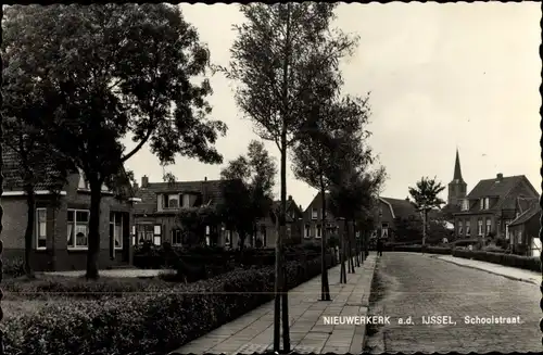 Ak Nieuwerkerk aan den IJssel Südholland, Schoolstraat