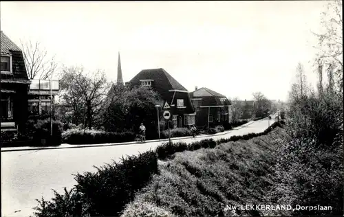 Ak Nieuw Lekkerland Molenlanden Südholland, Dorpslaan