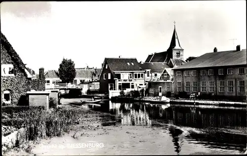 Ak Giessenburg Südholland, Flussblick, Gebäude