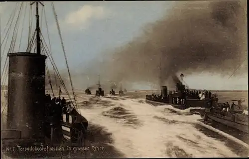 Ak Deutsche Kriegsschiffe, Torpedobootsflotillen in großer Fahrt, Kaiserliche Marine
