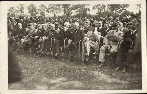 Foto Ak General Foch, General Petain, Französische Armee, Veranstaltung