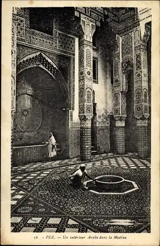 Ak Fès Fez Marokko, Un interieur Arabe dans la Medina