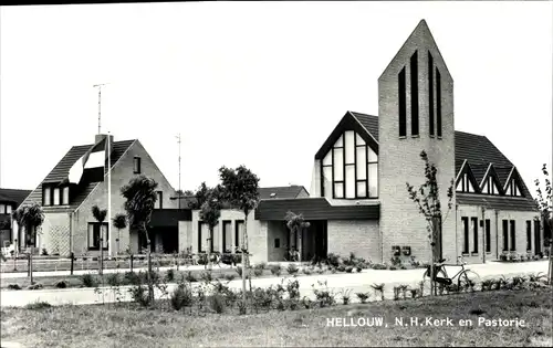 Ak Hellouw Gelderland, Pastorie met Ned. Herv. Kerk