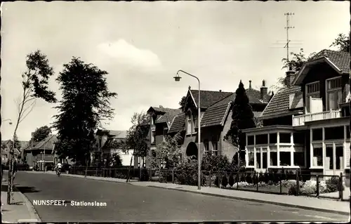 Ak Nunspeet Gelderland, Stationslaan