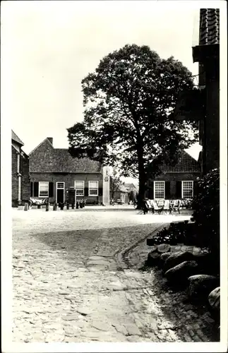 Ak Bronkhorst Bronckhorst Gelderland, Gijsbertplein 1344, Hr. Bosch Bronckhorst