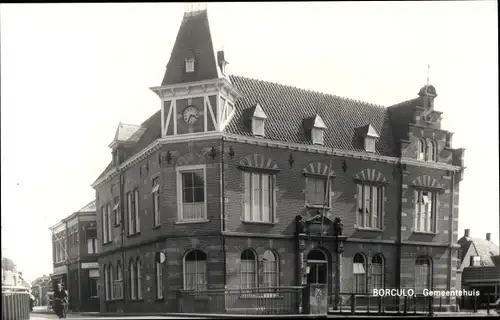 Ak Borculo Gelderland, Gemeentehuis