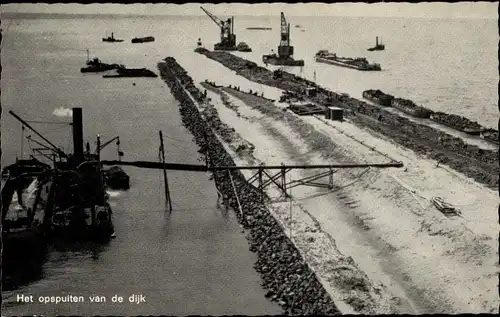 Ak Harderwijk Gelderland, Het opspuiten van de dijk