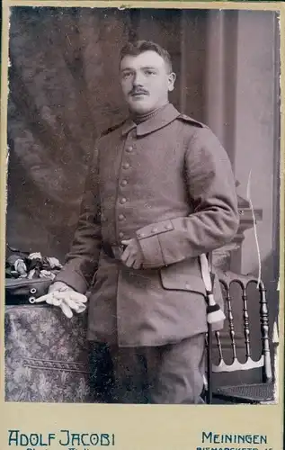 CdV Meiningen, Deutscher Soldat in Uniform, Standportrait
