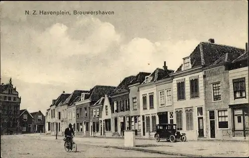 Ak Brouwershaven Zeeland, N. Z. Havenplein