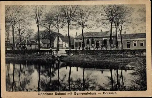 Ak Borssele Borsele Zeeland Niederlande, Openbare School mit Gemeentehuis