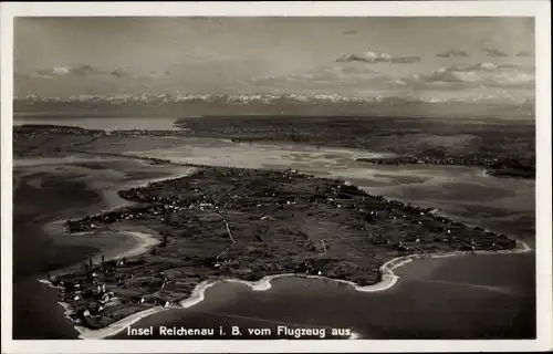 Ak Insel Reichenau am Bodensee, Luftbild, vom Flugzeug aus